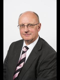 Cllr Geoff Davis